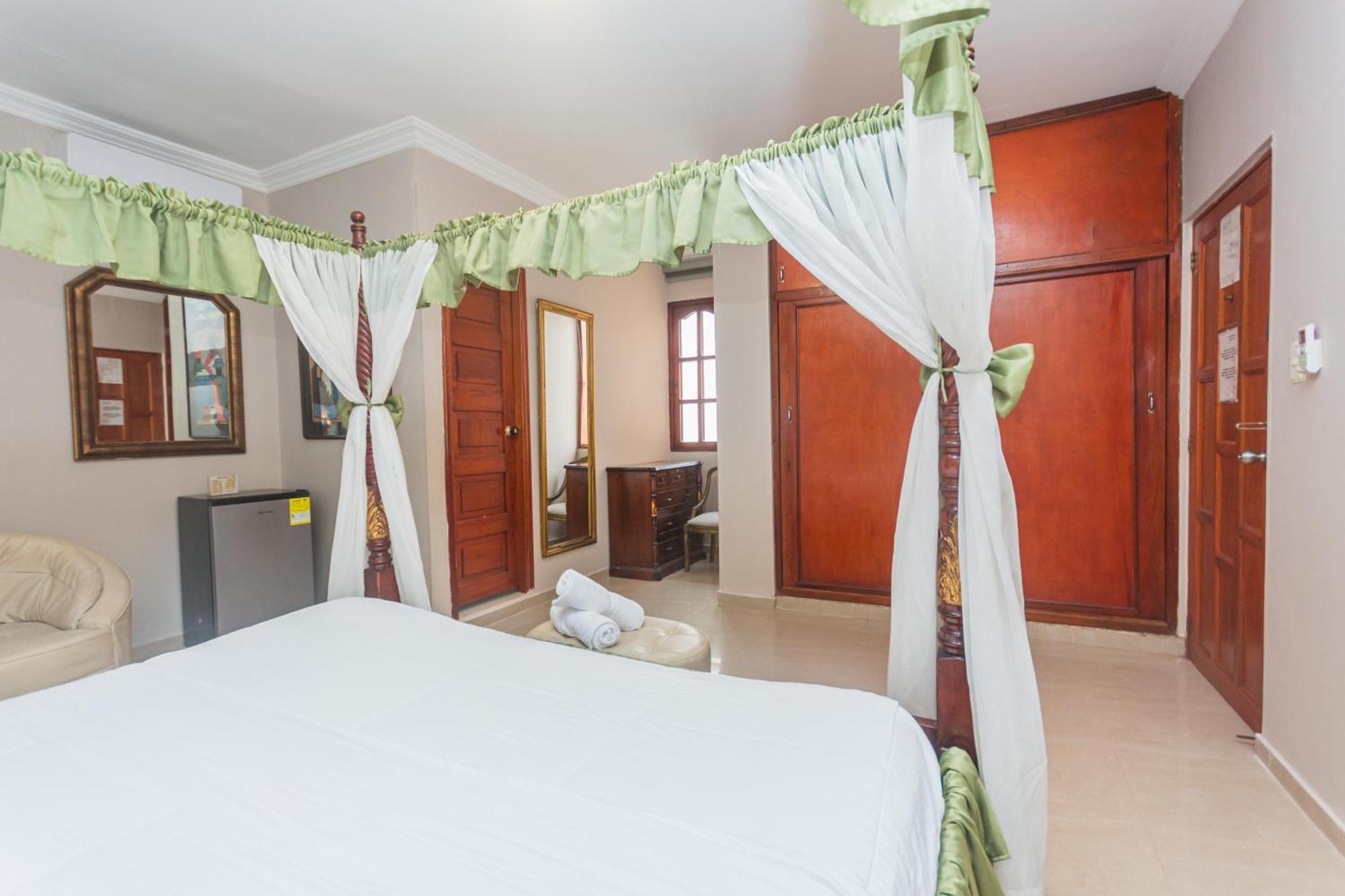Hotel Baluarte Coast Cartagena Bagian luar foto