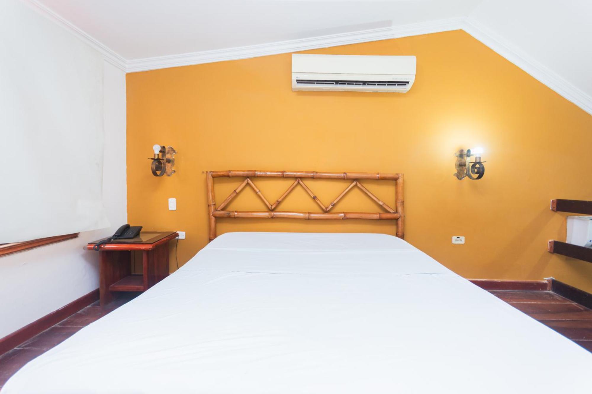 Hotel Baluarte Coast Cartagena Bagian luar foto
