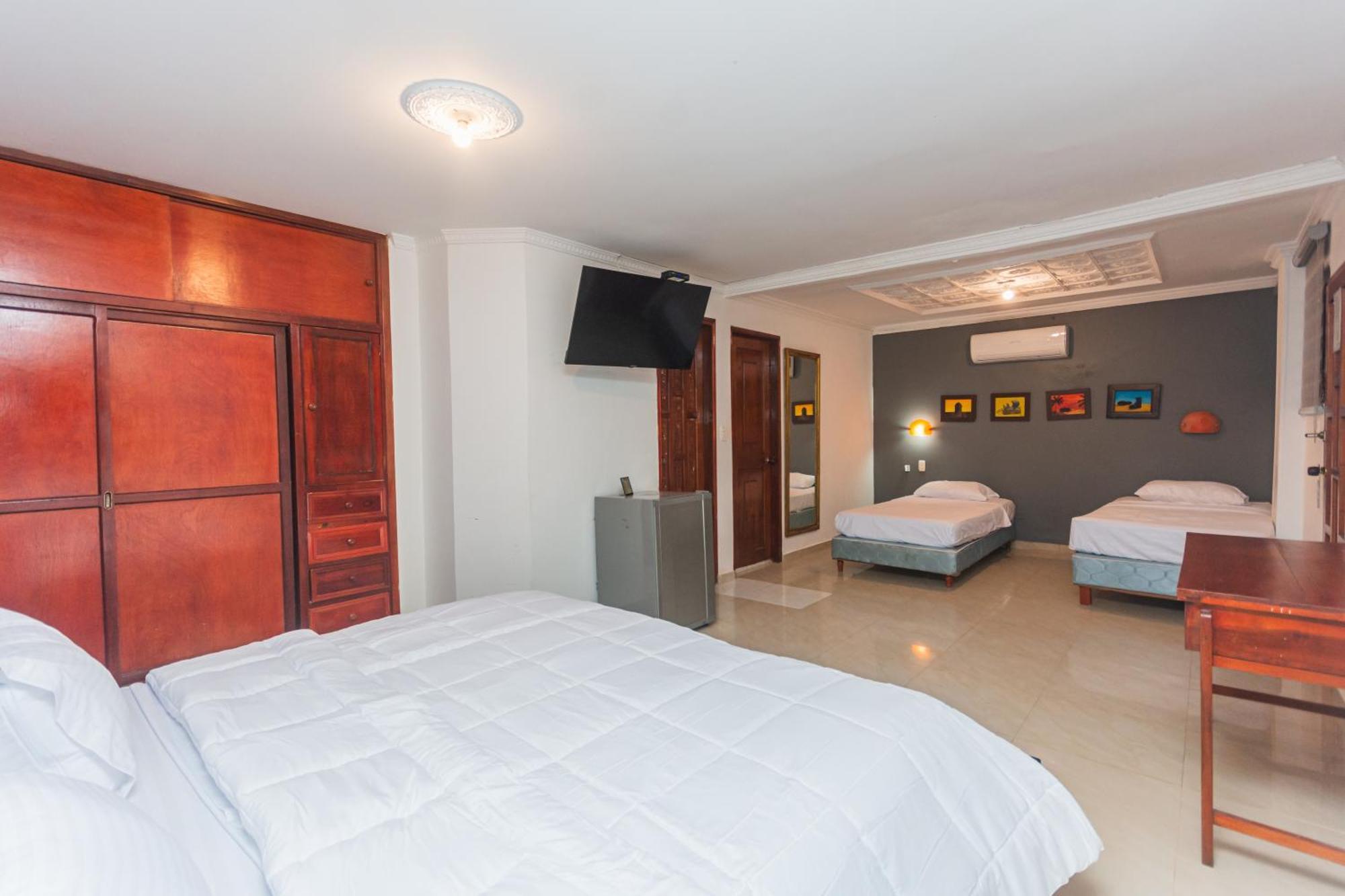 Hotel Baluarte Coast Cartagena Bagian luar foto